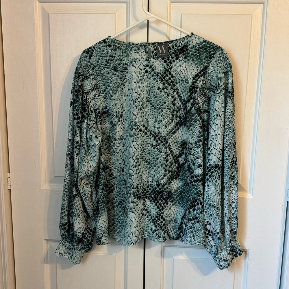 💚 Worthington long sleeve top
